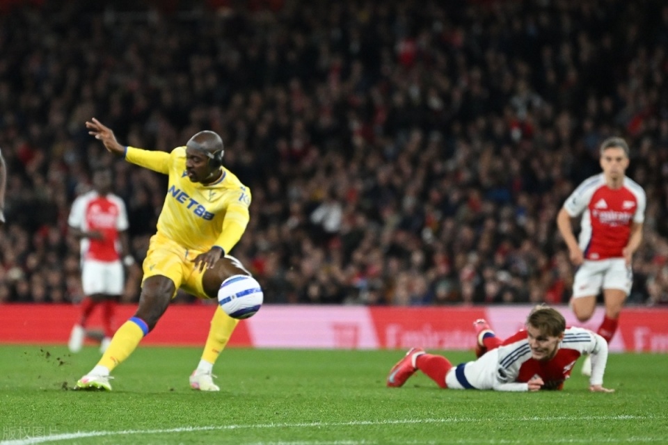 包含法甲窗口期再迎强敌，阿贾克斯止住颓势，主帅态度——气氛紧张，训练强度明显提升的词条-球友会在线